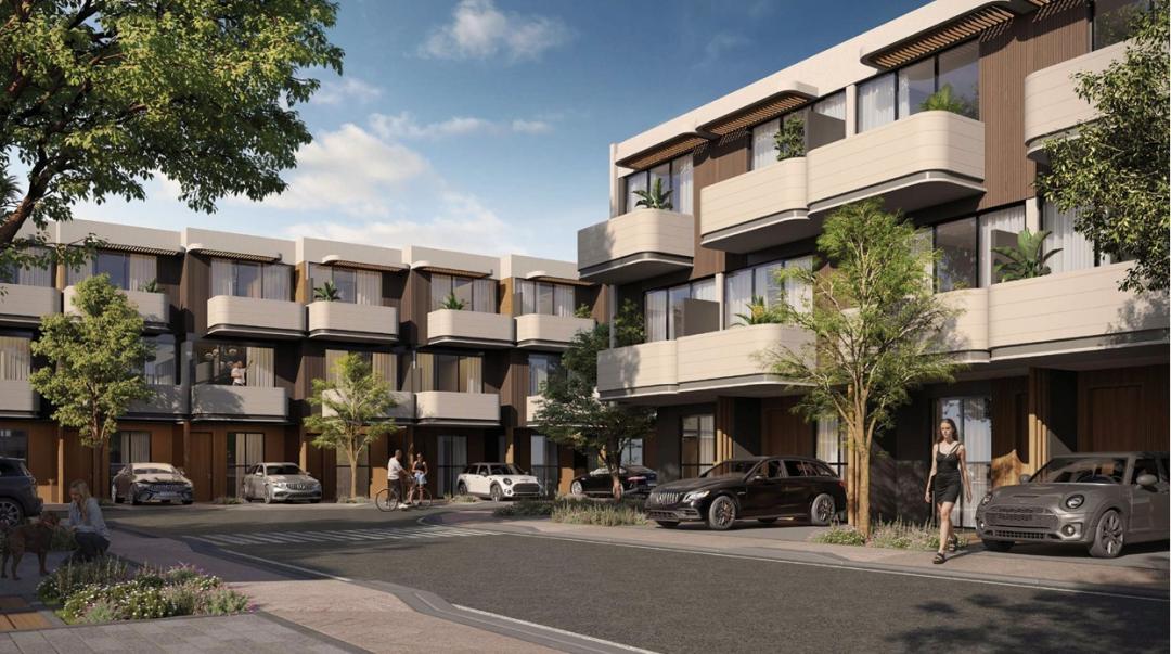 <p>Расположенный в самом сердце залива Лальзи, этот эксклюзивный жилой комплекс предлагает утончённый прибрежный образ жизни всего в 500 метрах от моря. Находясь на второй линии, комплекс сочетает приватность, комфорт и лёгкий доступ к пляжу, что делает его идеальным как для постоянного проживания, так и для отдыха.</p><p>Комплекс состоит из элегантных трёхэтажных триплекс-вилл, каждая из которых продумана с просторными интерьерами и высокими стандартами качества. В каждой вилле есть четыре спальни, пять ванных комнат, открытая планировка гостиной и кухни, частная парковка и благоустроенный двор площадью от 40 до 48 м². Общая площадь интерьеров варьируется от 190 м² до 210 м², предоставляя достаточно места для семейного проживания и приёма гостей.</p><p>Жители комплекса смогут пользоваться эксклюзивными удобствами на территории: отдельным зданием сервисного обслуживания с тренажёрным залом, бассейном и бар-кафе, всё управление и обслуживание которого осуществляет застройщик для обеспечения постоянного качества. Проект разработан и реализован международно признанной компанией с большим опытом реализации жилых проектов на Ближнем Востоке и в Европе.</p><p>Этот комплекс представляет собой редкую возможность стать владельцем современной виллы в одном из самых желанных прибрежных направлений Албании, сочетая современную архитектуру, услуги уровня курорта и первоклассное расположение у моря.</p>