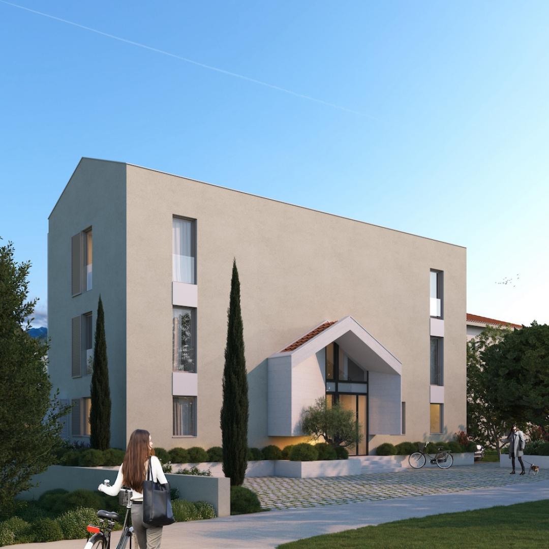 <p>Проект разработан в соответствии с требованиями уважаемого застройщика — системы, которая привносит принципы премиум-класса в повседневную жизнь. Сдержанная эстетика, комфорт и тщательное внимание к деталям придают зданию вневременной характер, одновременно сохраняя долгосрочную инвестиционную ценность.</p><p>Здание состоит из пяти жилых единиц, спроектированных для тех, кто ценит комфорт, изысканную эстетику и архитектурный баланс — от тщательно проработанного внешнего вида до продуманных интерьерных решений. Эргономично спланированные планировки, большие стеклянные проёмы и собственная терраса в каждой квартире создают ощущение простора и удобства в повседневной жизни.</p><p>В здании предусмотрен лифт, а также общие зоны для велосипедов, детских колясок и оборудования. Каждая квартира имеет собственное парковочное место, обеспечивая лёгкость ежедневного пользования.</p><p>Тиват — один из самых динамично развивающихся городов Черногории, известный своей современной инфраструктурой и высокой стоимостью недвижимости.</p><p>Расположенный в районе Мрчевац, на улице Думидран, объект обладает перспективной и удобной локацией. Отсюда легко добраться до центра Тивата, аэропорта и ключевых городских объектов. Это местоположение сочетает близость к главной дороге с тишиной жилого района.</p><p>Здание отстоит от оживлённых транспортных магистралей и окружено современными жилыми комплексами и частными домами, создавая приятную и спокойную атмосферу для жизни.</p><p>Благодаря деталям, которые могут быть не сразу заметны, но ощущаются в повседневной жизни, проект отражает многолетний опыт в сегменте премиальной недвижимости, воплощённый в чётко определённых параметрах жилья, обеспечивающих как качество жизни, так и долгосрочную инвестиционную ценность.</p><p>Высота потолков 2,85 м, межкомнатные двери высотой 2,40 м, окрашенные в цвет стен, усиленная звукоизоляция полов и потолков, подвесные гипсокартонные потолки, независимая вентиляция в санузлах и кухнях каждой квартиры, тёплые полы в ванных и коридорах, мульти-сплит кондиционирование, системы видеонаблюдения и домофоны — всё выполнено с использованием проверенных, надёжных брендов.</p><p>Это не набор опциональных улучшений, а чётко определённый стандарт качества, обеспечиваемый с самого начала.</p>