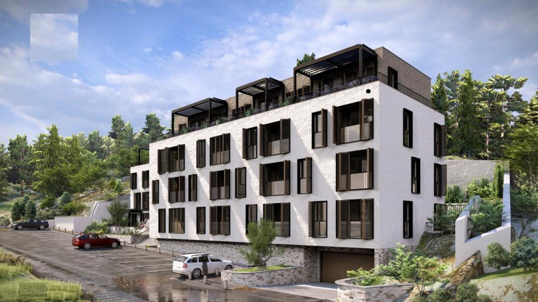 <p>Budva'nın kalbinde yer alan bu modern kompleks, nefes kesen deniz manzaraları da dahil olmak üzere olağanüstü olanaklara sahip 24 otel tarzı daireden oluşan çarpıcı bir koleksiyon sunmaktadır. İster lüks bir tatil evi, ister bir yatırım fırsatı arıyor olun, bu kaçırmak istemeyeceğiniz bir projedir.</p><p>Tesis Özellikleri:</p><p>24 Modern Daire: İyi tasarlanmış stüdyo daireler, 1 yatak odalı ve 2 yatak odalı daireler arasından seçim yapın.<br>Deniz Manzarası Seçenekleri: Seçili dairelerden Adriyatik'in panoramik manzarasının keyfini çıkarın.<br>Kullanıma Hazır: Daireler 2026 Yazında kullanıma sunulacaktır.<br>Yeraltı Otoparkı: Sakinler ve misafirler için güvenli otopark alanları.<br>Yüzme Havuzu: Muhteşem manzaralar eşliğinde havuz başında dinlenin ve rahatlayın.<br>Kafeterya: Sakinler için tesis bünyesinde yemek ve ikramlar.<br>7/24 Güvenlik Hizmeti: Tüm sakinler için gönül rahatlığı ve güvenlik sağlamak.<br>Resepsiyon Hizmetleri: İhtiyaçlarınızı karşılamak için profesyonel konsiyerj hizmetleri.<br>Daire Hizmet Yardımı: Dairenizin bakımı ve günlük ihtiyaçlarınızın karşılanması için mevcuttur.</p><p>Karadağ'ın büyüyen lüks gayrimenkul pazarında bir mülk sahibi olmak isteyen yatırımcılar veya bir otelin tüm olanaklarıyla birlikte modern, rahat bir yaşam tarzının tadını çıkarmak isteyenler için bu mükemmel bir fırsattır.</p>